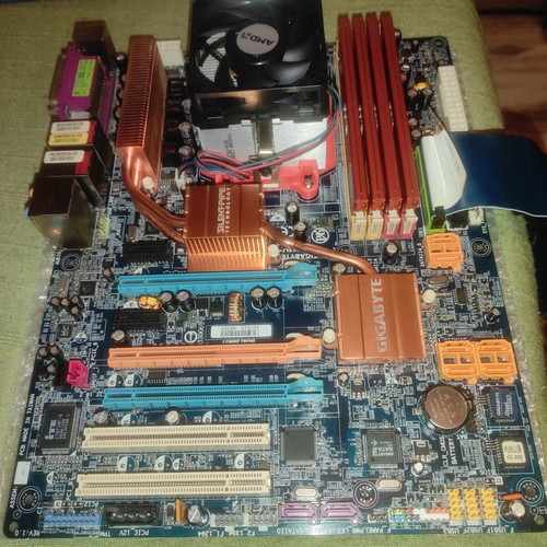 Retro PC Bundle Gigabyte GA-M59SLI-S5 with AMD Athlon 64 X2 CPU and 4GB GeIL DDR2