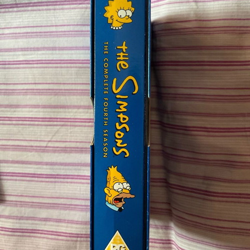 The Simpsons Season 4 DVD like new, comedy with subtitles