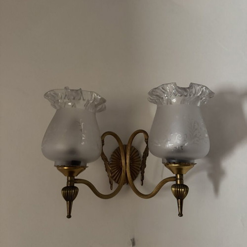 Wall light used