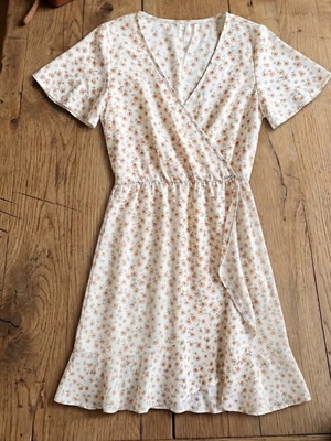 Φόρεμα μεταχειρισμένο με ζώνη, μέγεθος S / 36 / 8