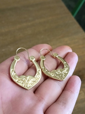 Egypt women's embossed stainless steel earrings new