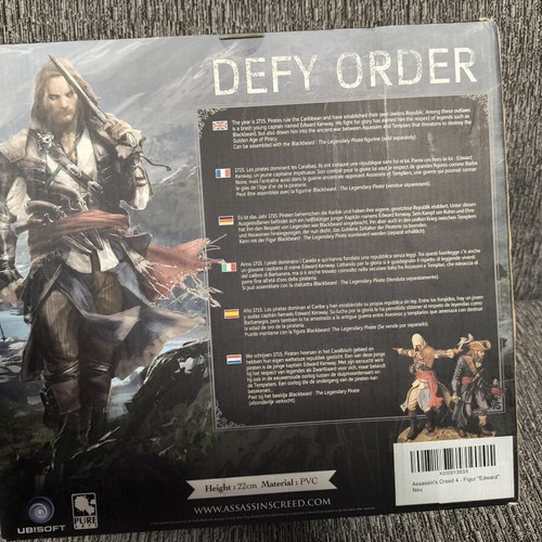 Assassins Creed Black Flag Edward Kenway Collector's Edition Figure like new