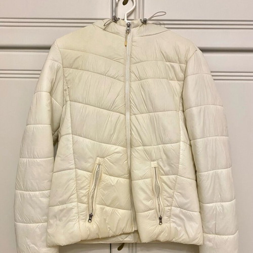 Bershka white puffer jacket size M like new