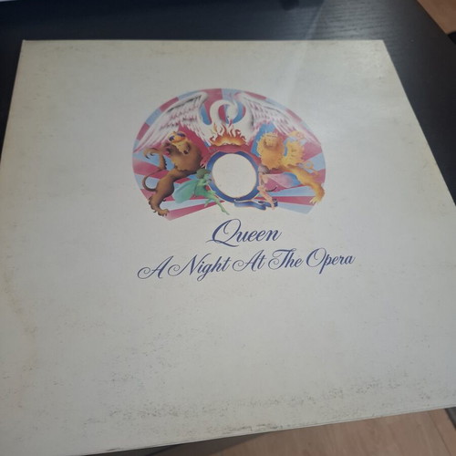 Queen A Night At The Opera vinyl 1975 original