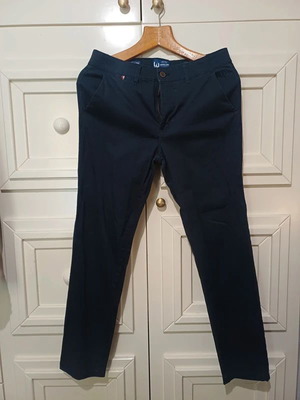 Leonardo Uomo Men's Blue Suit Pants like new with free shirt