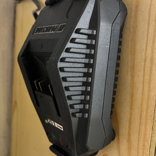Mounting base for Parkside charger new, 3D printed