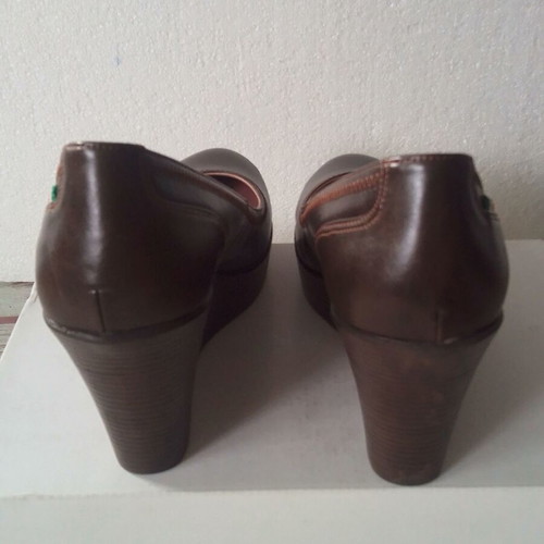 Rossi women's leather pumps size 38 like new, brown