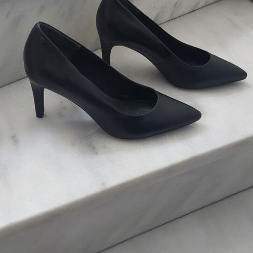 S.Oliver leather pumps No38 like new, black