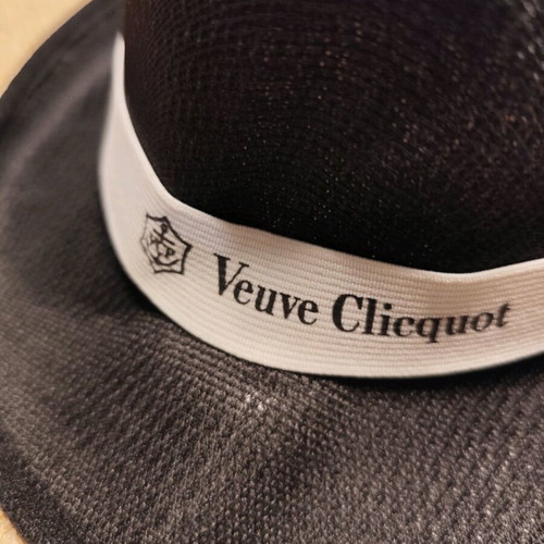 Veuve Clicquot Hat New