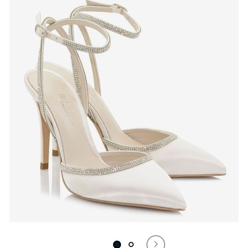 Bilero bridal shoes like new, ivory leather with rhinestones, size 35