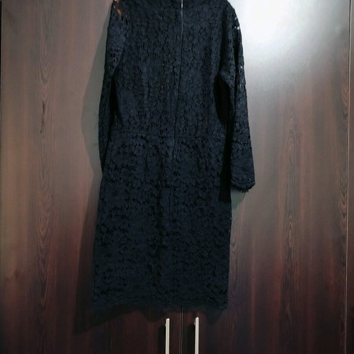 Zara women's lace dress black like new, size S