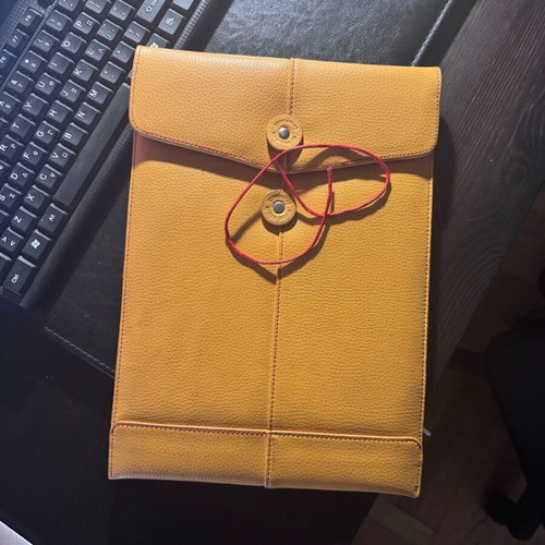 Mac Air 11 inch envelope-style case like new