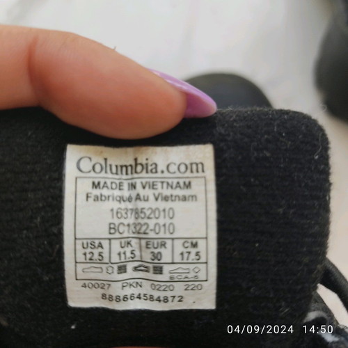 Columbia snow boot size 30 like new, black