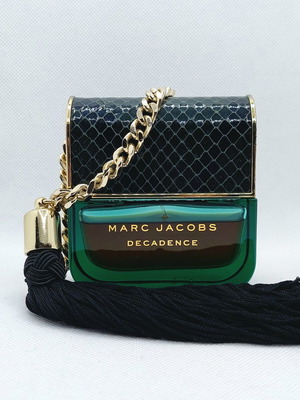 Marc Jacobs Decadence Eau De Parfum 50ml σαν καινούργιο, γνήσιο