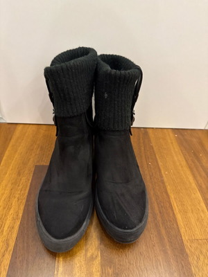 Woman flat heels socks bootie’s