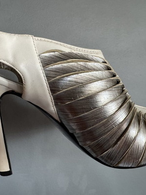 Nine West shoes like new, size 38, 12cm heel