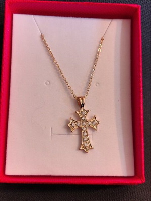 Necklace with pink gold cross like new