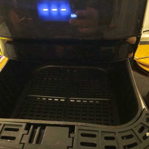 Proscenic T21 Air Fryer with Removable 5.5L Basket like new, silver