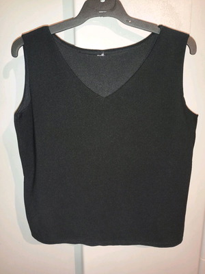 Sleeveless top Shein black like new, size L