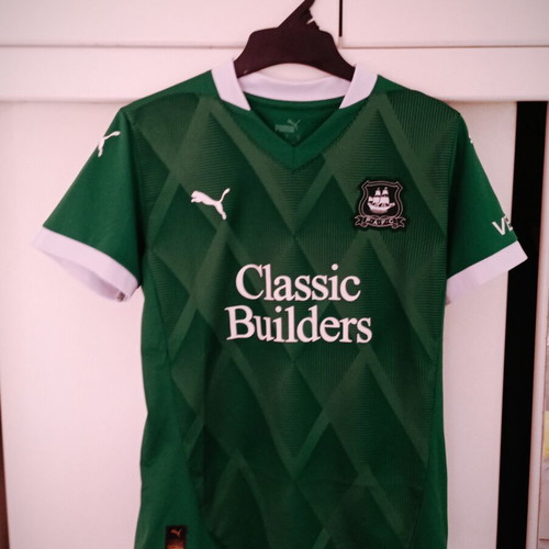 Plymouth Argyle 2023/2024 home shirt, size small