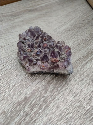 Raw amethyst piece like new