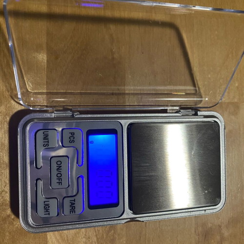 Precision scale 500gr MH Series like new