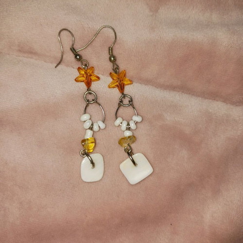 Vintage hanging earrings like new