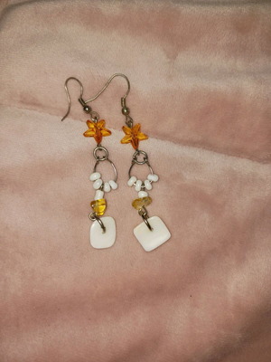 Vintage hanging earrings like new
