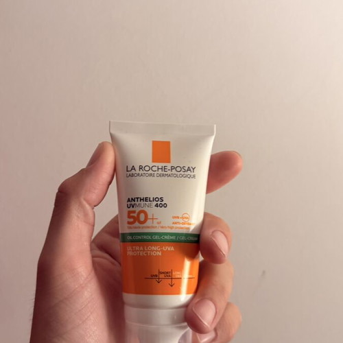 La Roche-Posay Anthelios Uvmune 400 sunscreen new