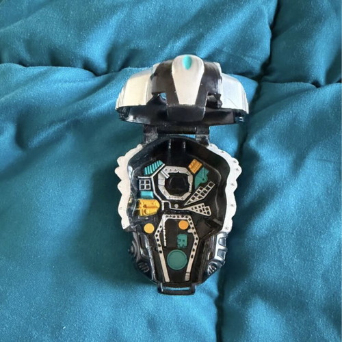 Mighty Max horror head against robot droid invader set like new with 3 figures