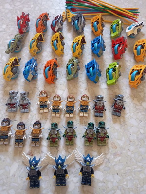 Lego Chima set with 18 figures and 21 flywheels like new