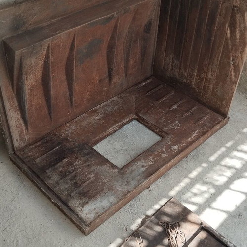 Cast Iron Fireplace Inner Lining like new, 10 mm, corner and center pieces