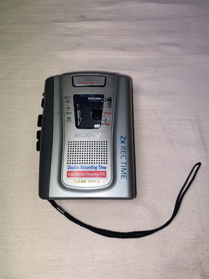 Sony TCM-40DV vintage portable cassette recorder