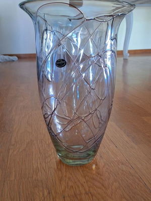 Χειροποίητο ανθοδοχείο JOZEFINA από φυσητό γυαλί, καινούργιο