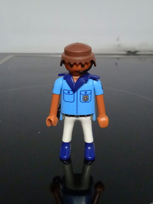 Playmobil police officer like new 2010-2014