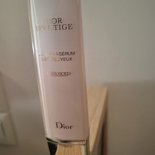 Dior Prestige serum massage applicator packaging
