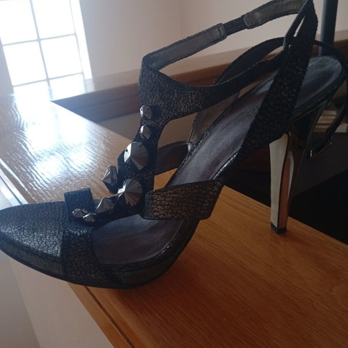 Nine West black platform sandals like new, size 39.5