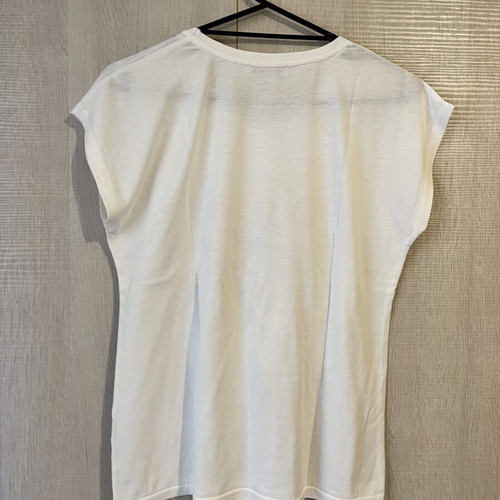 T-shirt Hailys white with sequin New York print, like new, medium