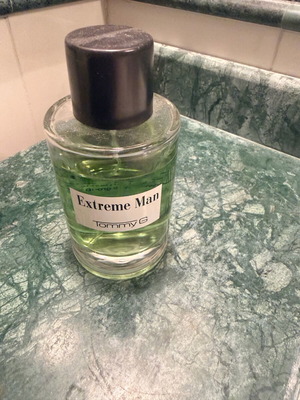 Tommy G Extreme Man perfume 100ml like new, men's