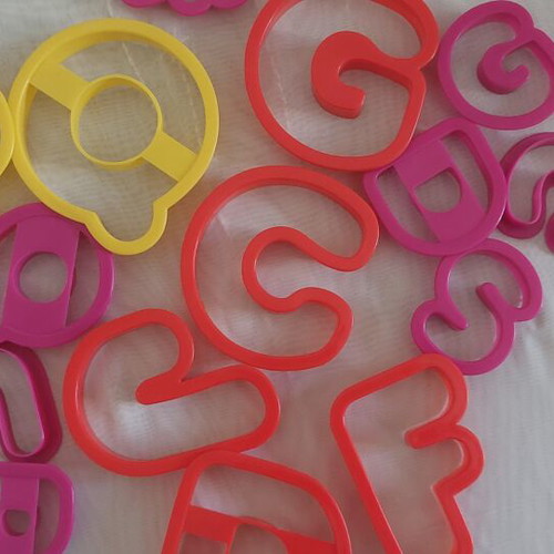 Alphabet Cookie Cutters Set like new, plastic, various sizes
