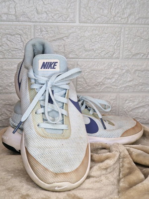 Nike athletic shoes used, size 38.5