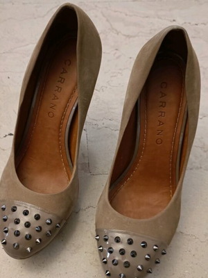 Carrano pump size 38