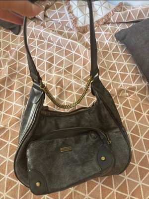 Doca shoulder bag, black