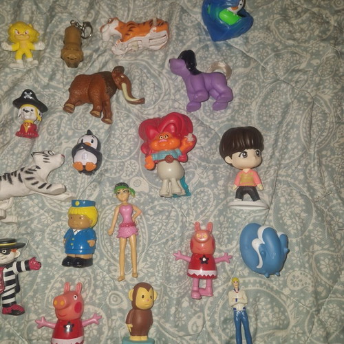 Figures, all together pack
