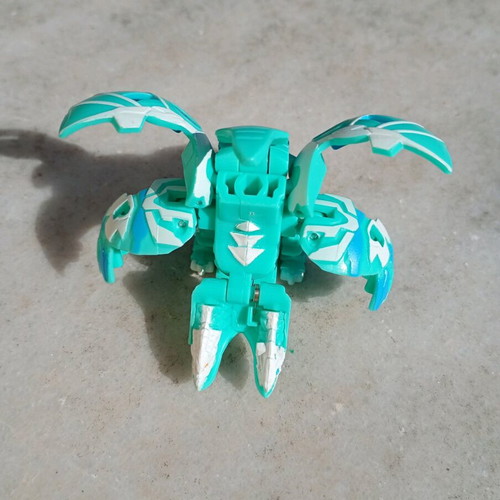 Bakugan figure and gift pieces Bakugan Gundalian Invaders Dragonoid Colossus 2010
