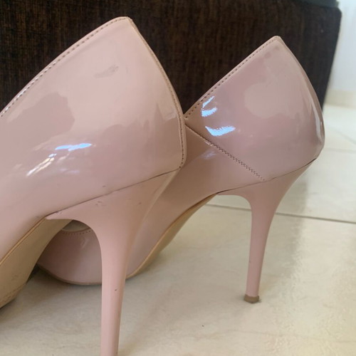 Patent leather pumps 9cm pink, like new
