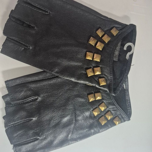 Leather half gloves women black new with vintage studs