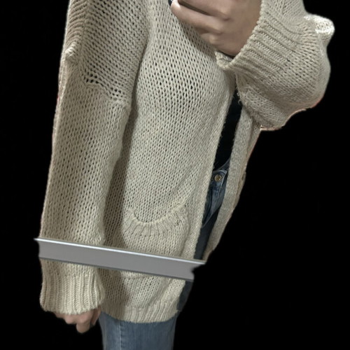 Luigi knitted cardigan like new, with pockets, white
