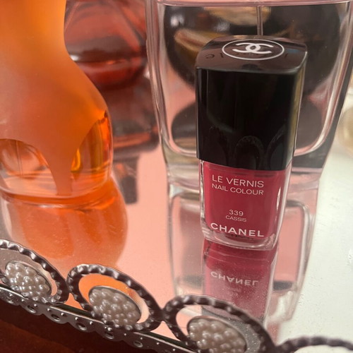 Chanel nail polish new