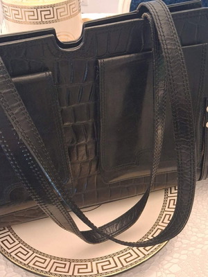 Large black leather shoulder bag like new